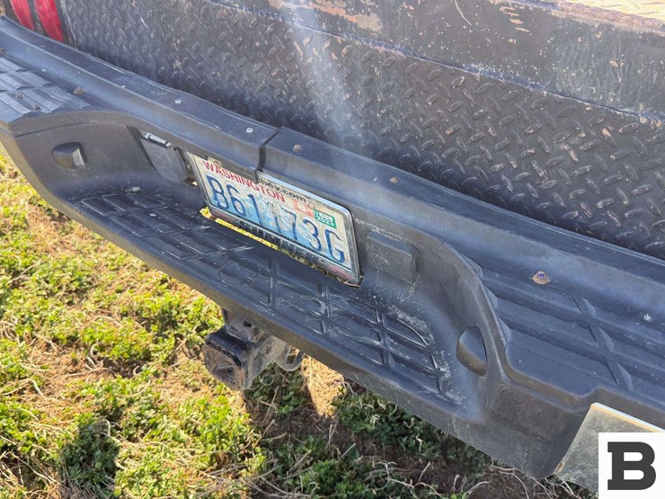 2005-chevrolet-silverado-2500-image-17