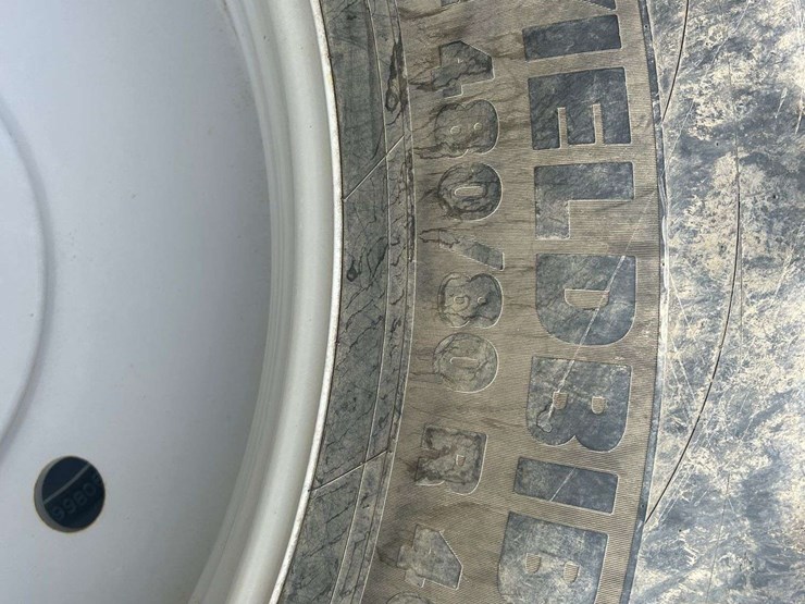 2015-massey-ferguson-7726-image-11