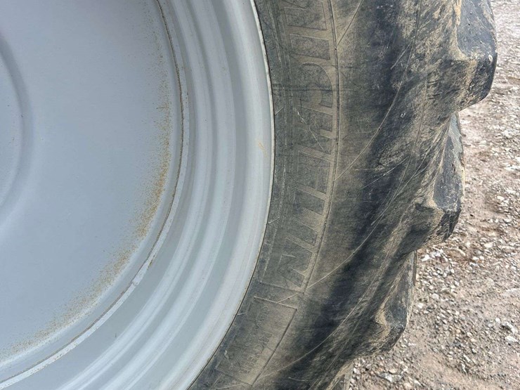 2015-massey-ferguson-7726-image-10