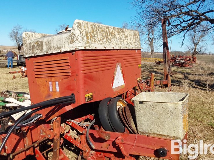 international-800-image-19