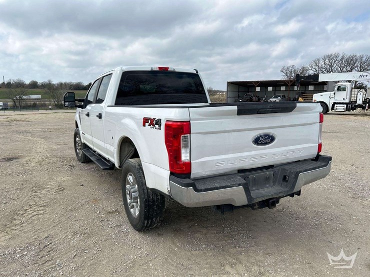 2019-ford-f250-image-2