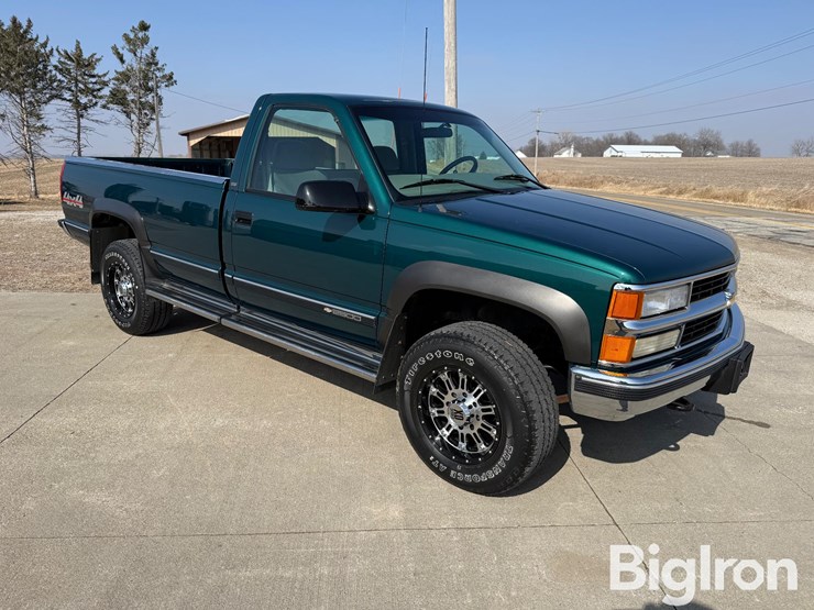 1998-chevrolet-k2500-image-3