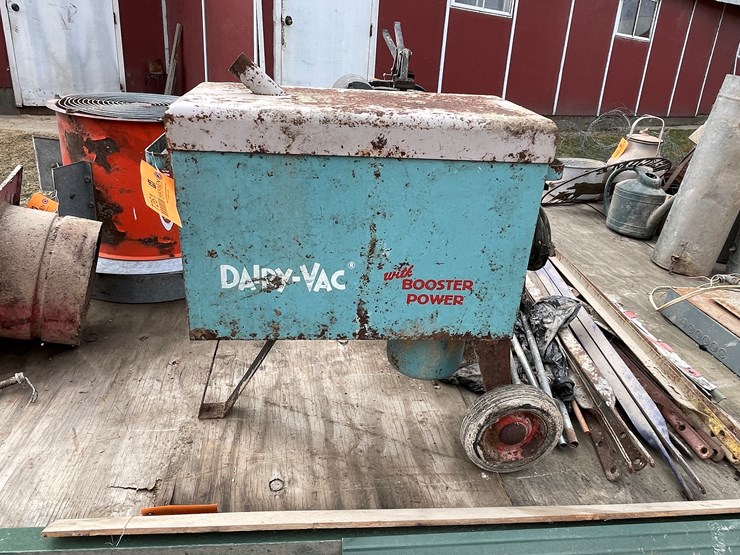 #7261-•-dairy-vac-with-booster-power-image-2