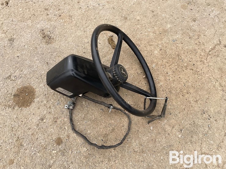 john-deere-200-image-8