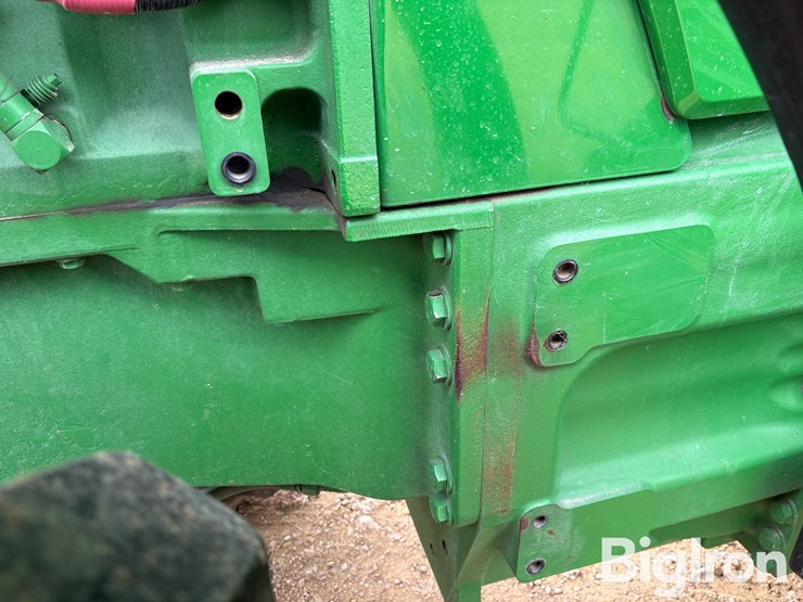 2009-john-deere-8230-image-12