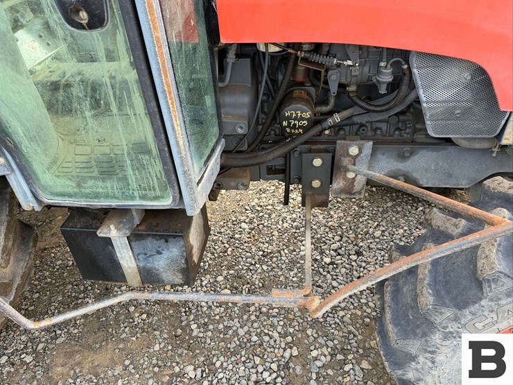 2014-kubota-m8540hd-image-22