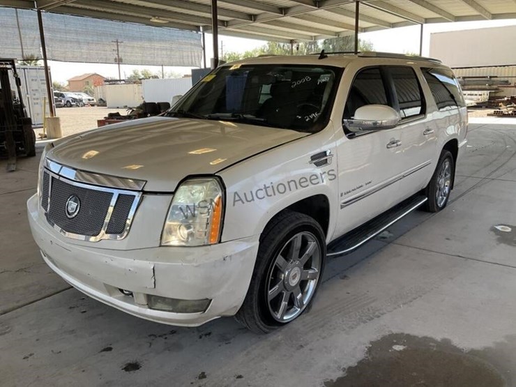 2008-cadillac-escalade-esv-image-4
