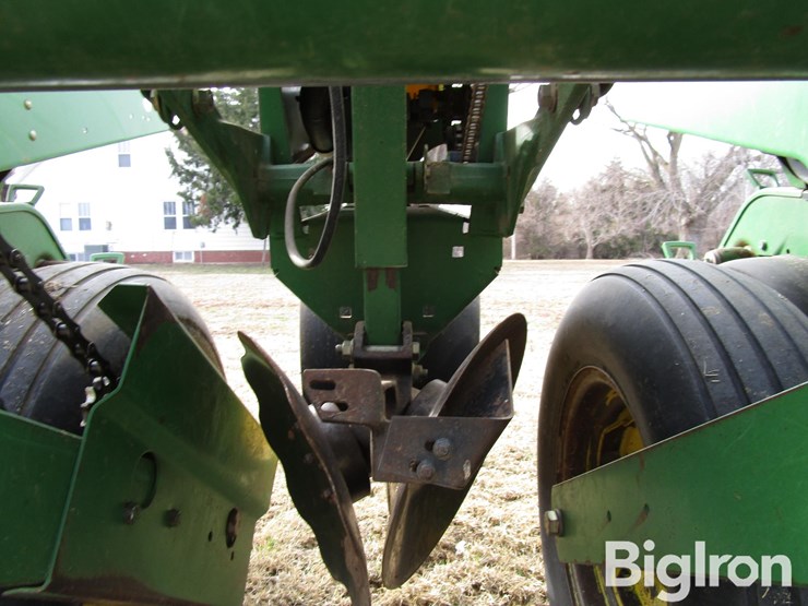 john-deere-7200-image-20