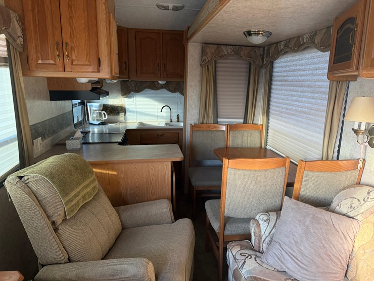 2006-keystone-camper-image-19