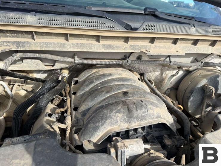 2018-chevrolet-silverado-1500-image-32