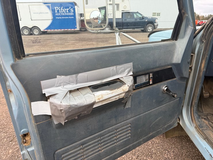 1990-chevrolet-service-pickup-image-18