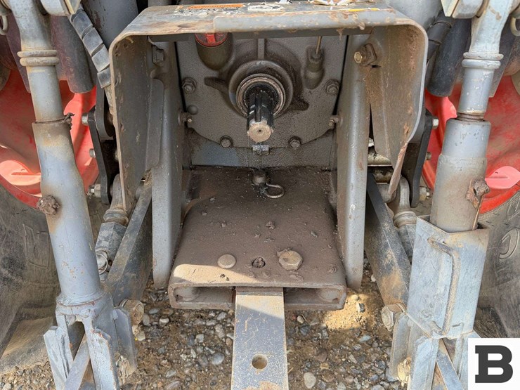 2014-kubota-m8540hd-image-18