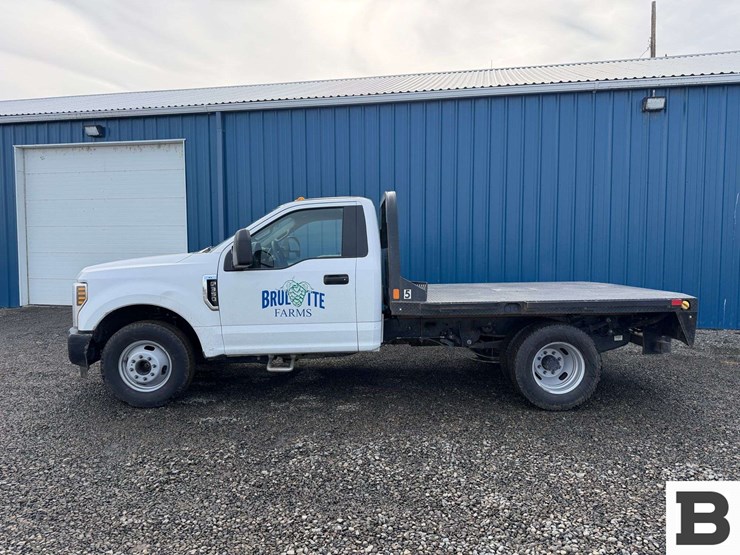 2019-ford-f350-image-4