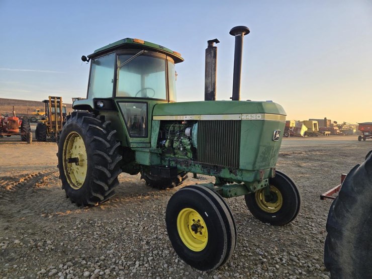 john-deere-4430-image-13