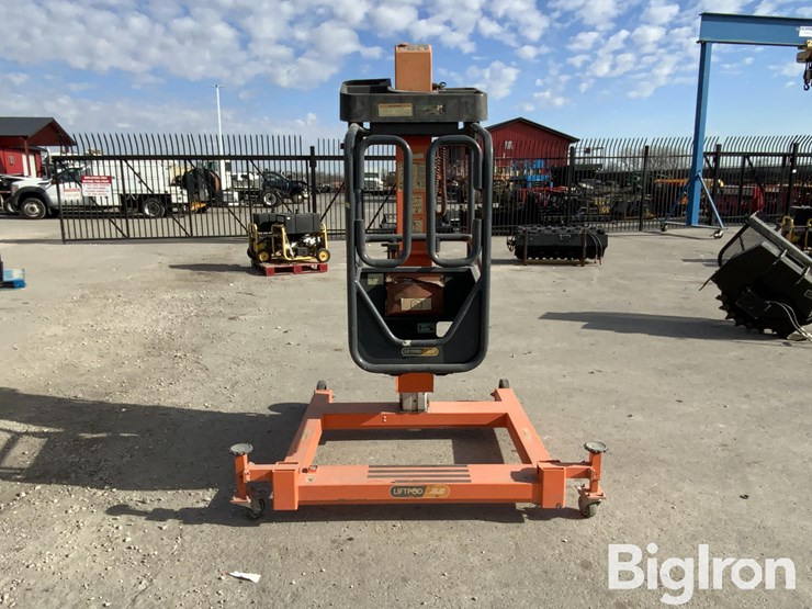 2018-jlg-ft70-image-2