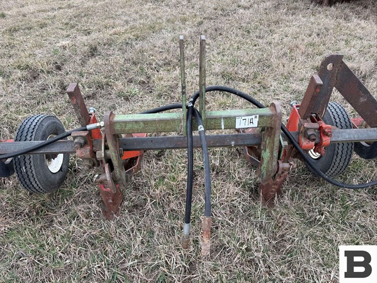 mechanical-ditcher-image-10