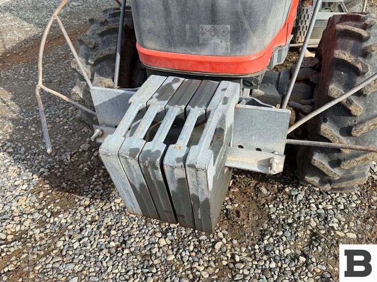 2014-kubota-m8540hd-image-10