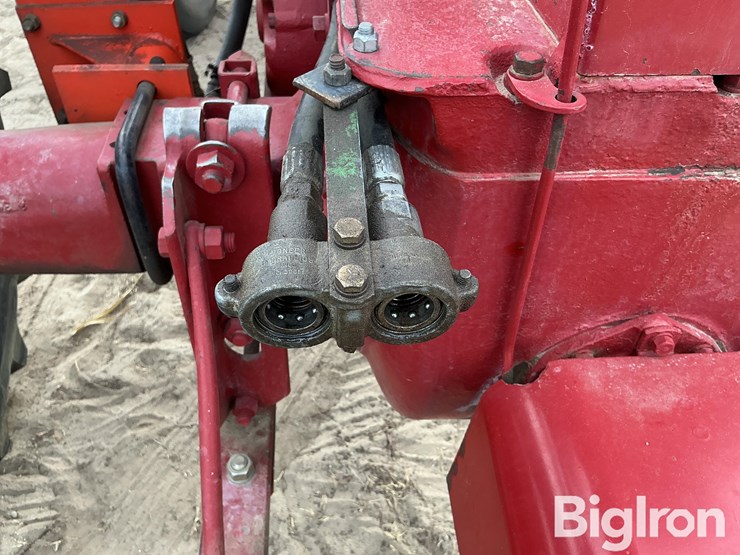 1953-international-super-m-image-11