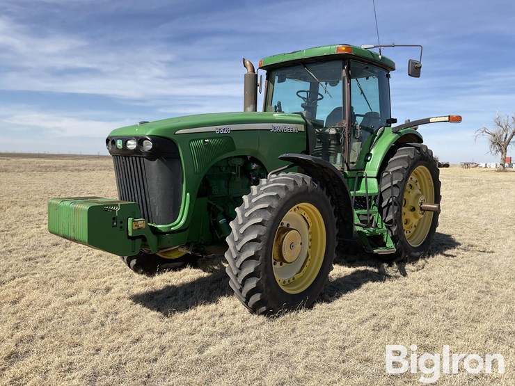 john-deere-8320-image-1