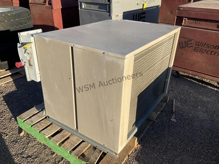 hypercore-walk-in-cooler-unit-image-4