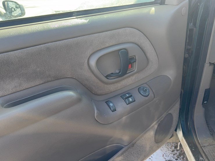 1996-chevrolet-3500-image-17