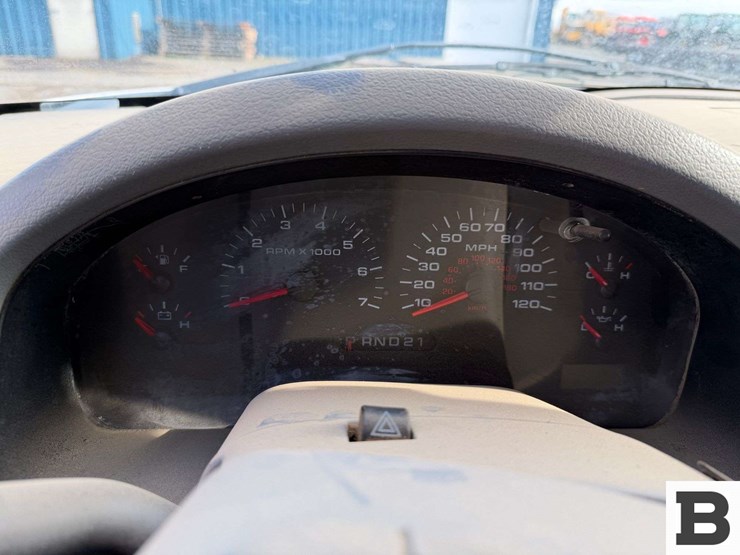 2004-ford-f150-image-13