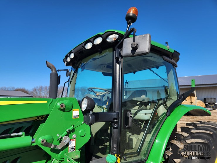 2016-john-deere-6130r-image-11