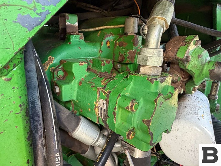 john-deere-8960-image-31