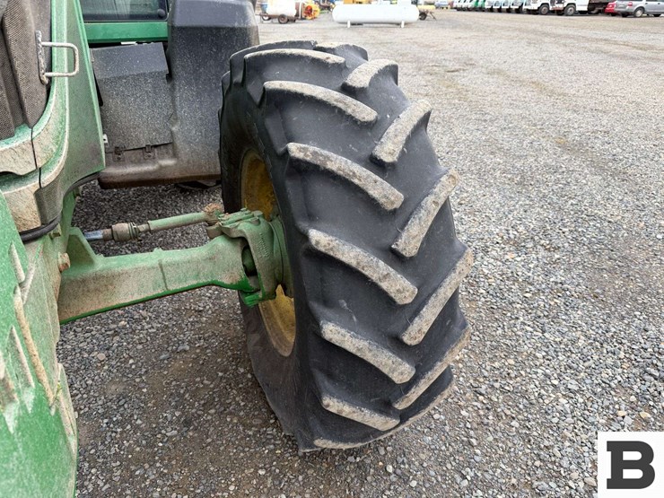 2017-john-deere-6130m-image-12