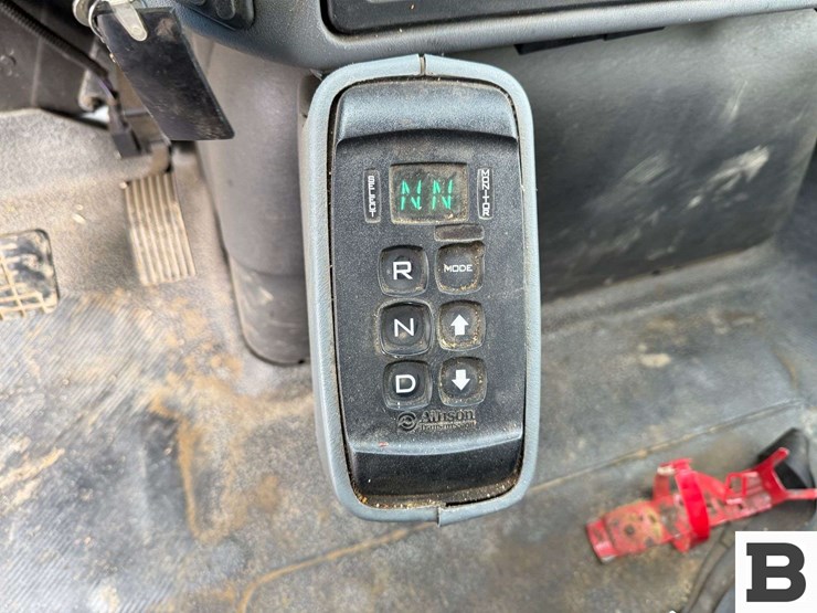 2007-international-durastar-4400-image-47