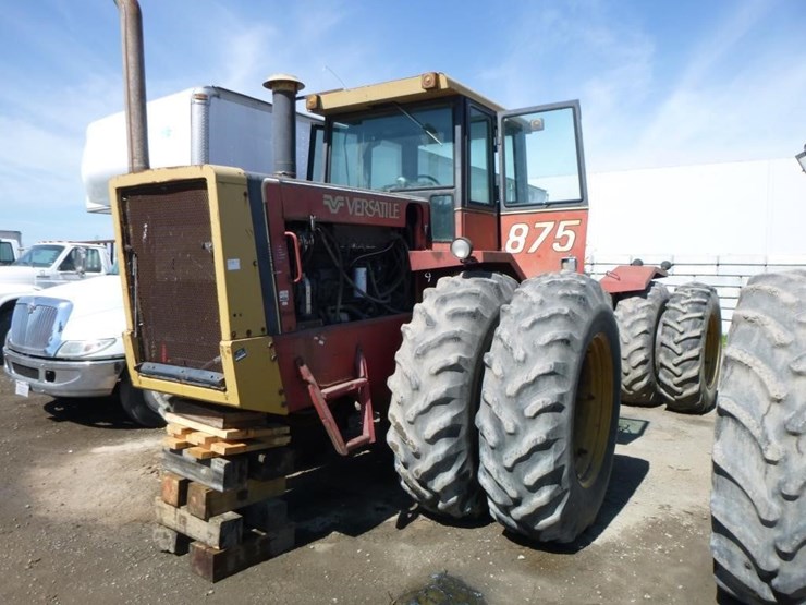 1982-versatile-875-image-1