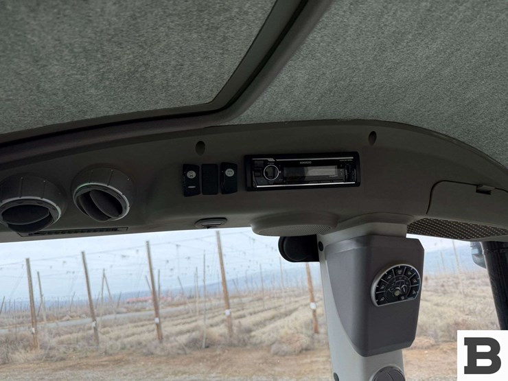 2022-deutz-fahr-6130-image-68