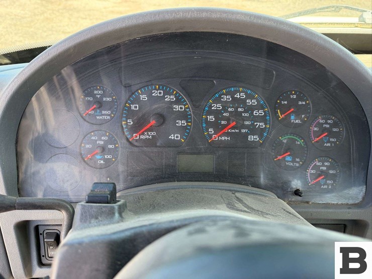 2007-international-durastar-4300-image-37