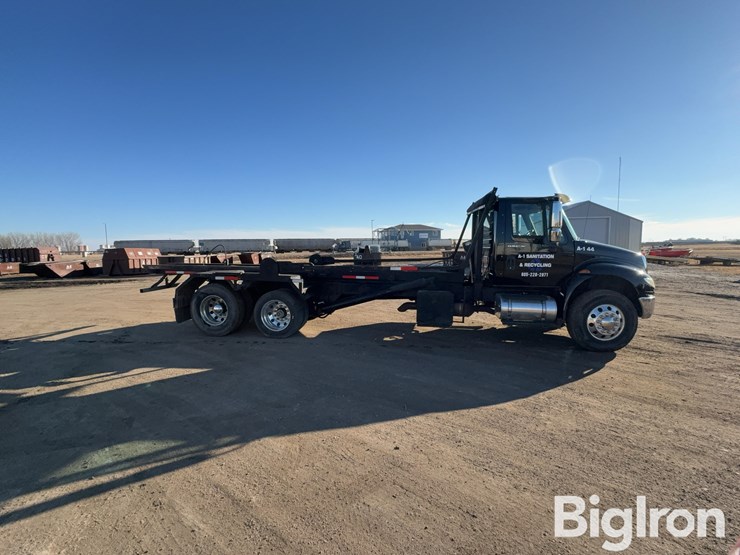 2012-international-durastar-4300-image-4