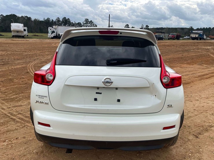 2011-nissan-juke-image-6