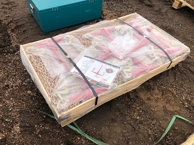 #22-•-(16)-chains-&-(8)-ratchet-binders-image-1