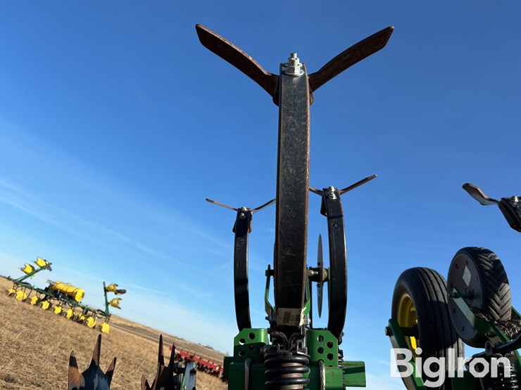 john-deere-856-image-10