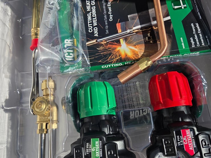 victor-torch-set-image-17