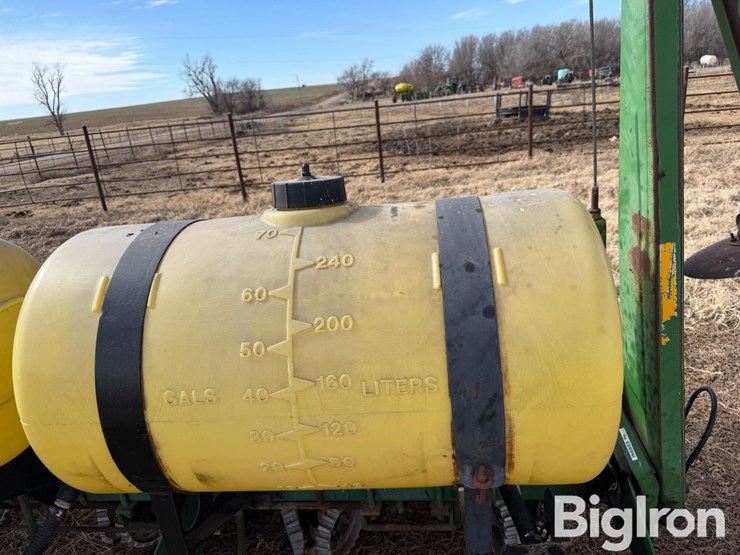 john-deere-7200-image-10