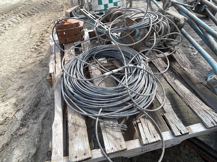 #7250-•-silo-unloader-and-winches-image-5