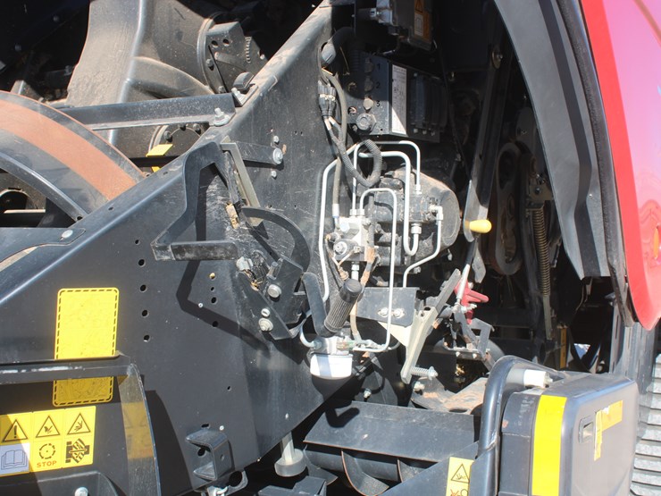 2019-case-ih-lb434xl-image-19