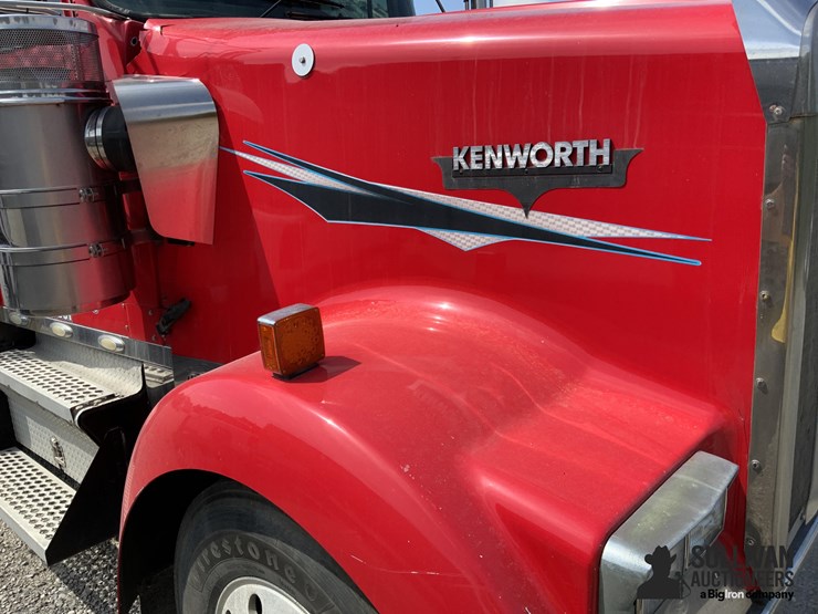 2005-kenworth-w900-image-20