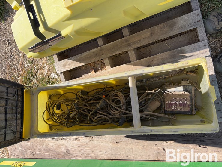 john-deere-12-image-12