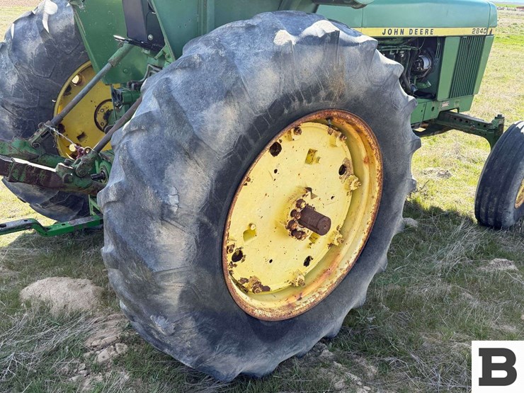 john-deere-2840-image-27