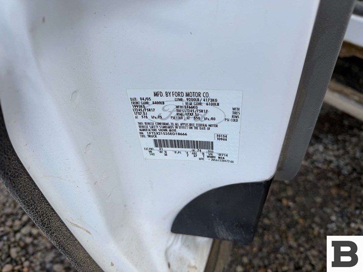 2005-ford-f250-image-40