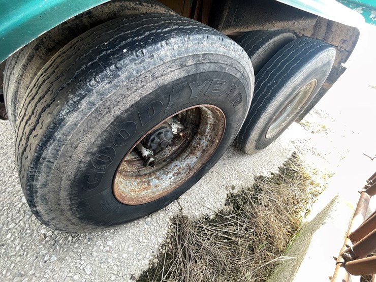 1978-fruehauf-tanker-image-70