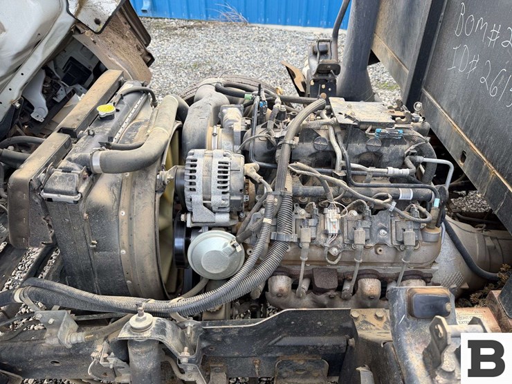 2007-isuzu-npr-image-39