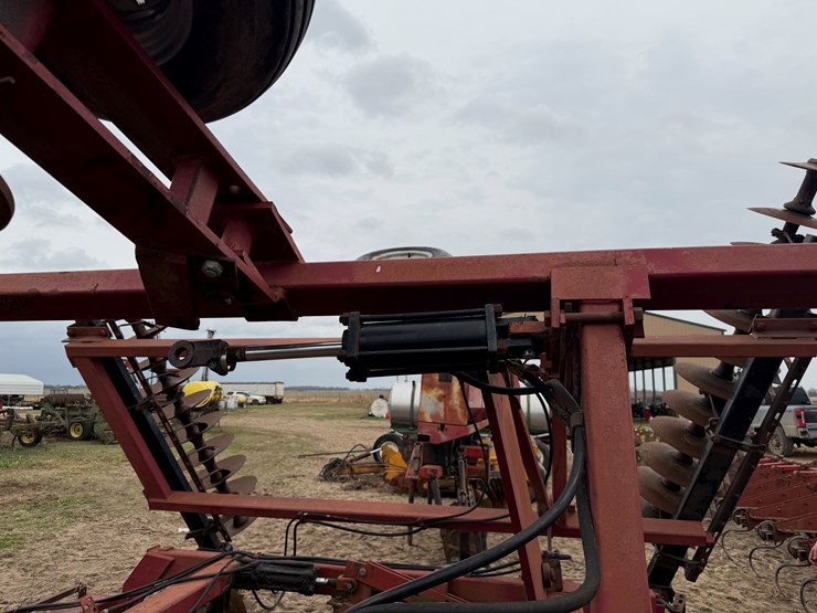 case-ih-496-image-29