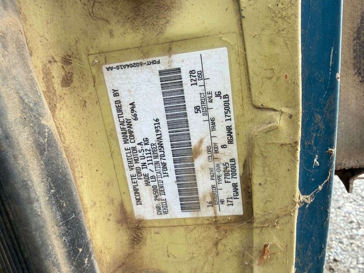 1992-ford-f700-image-43