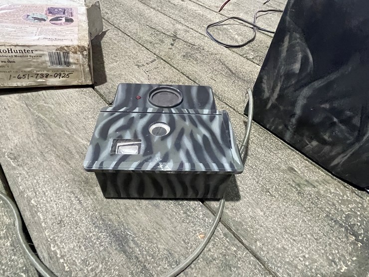 #7218-•-trail-camera-image-5